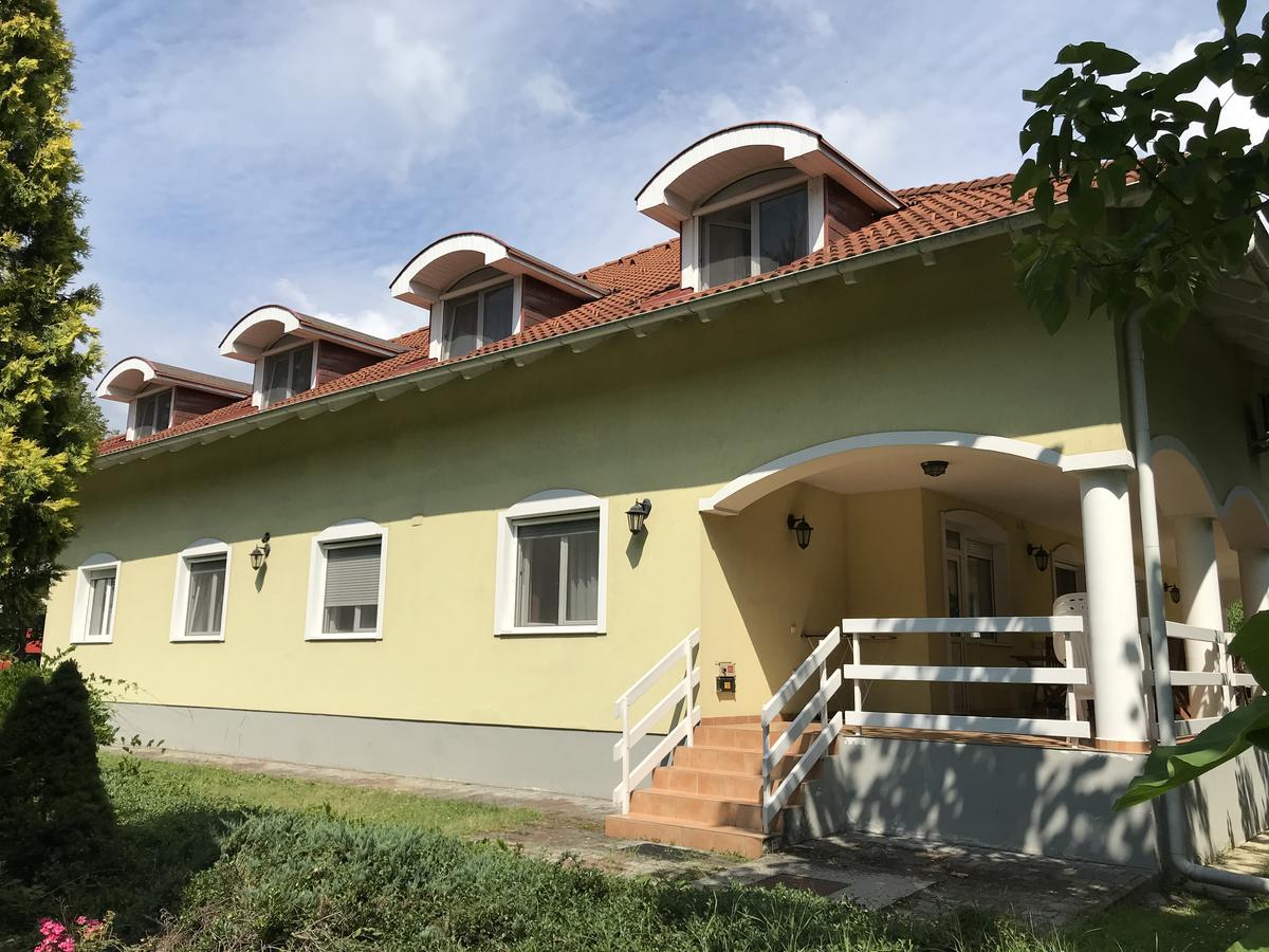 Silvanus Panzio Lenti Exterior photo