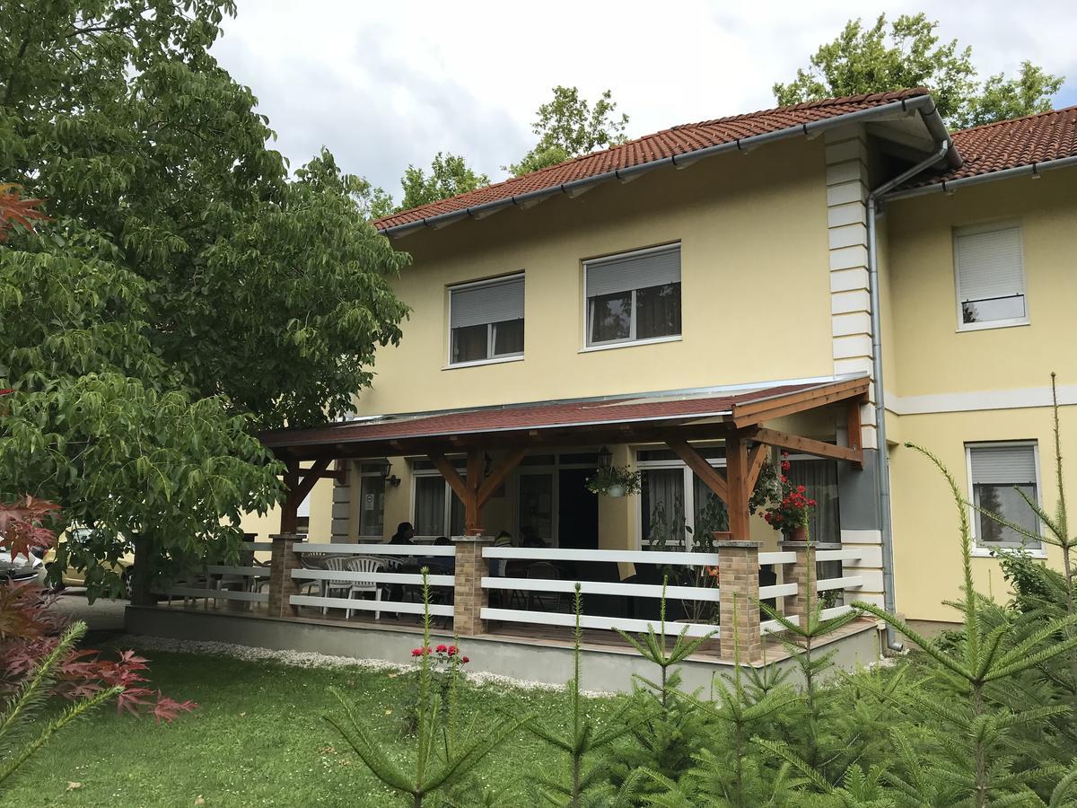 Silvanus Panzio Lenti Exterior photo