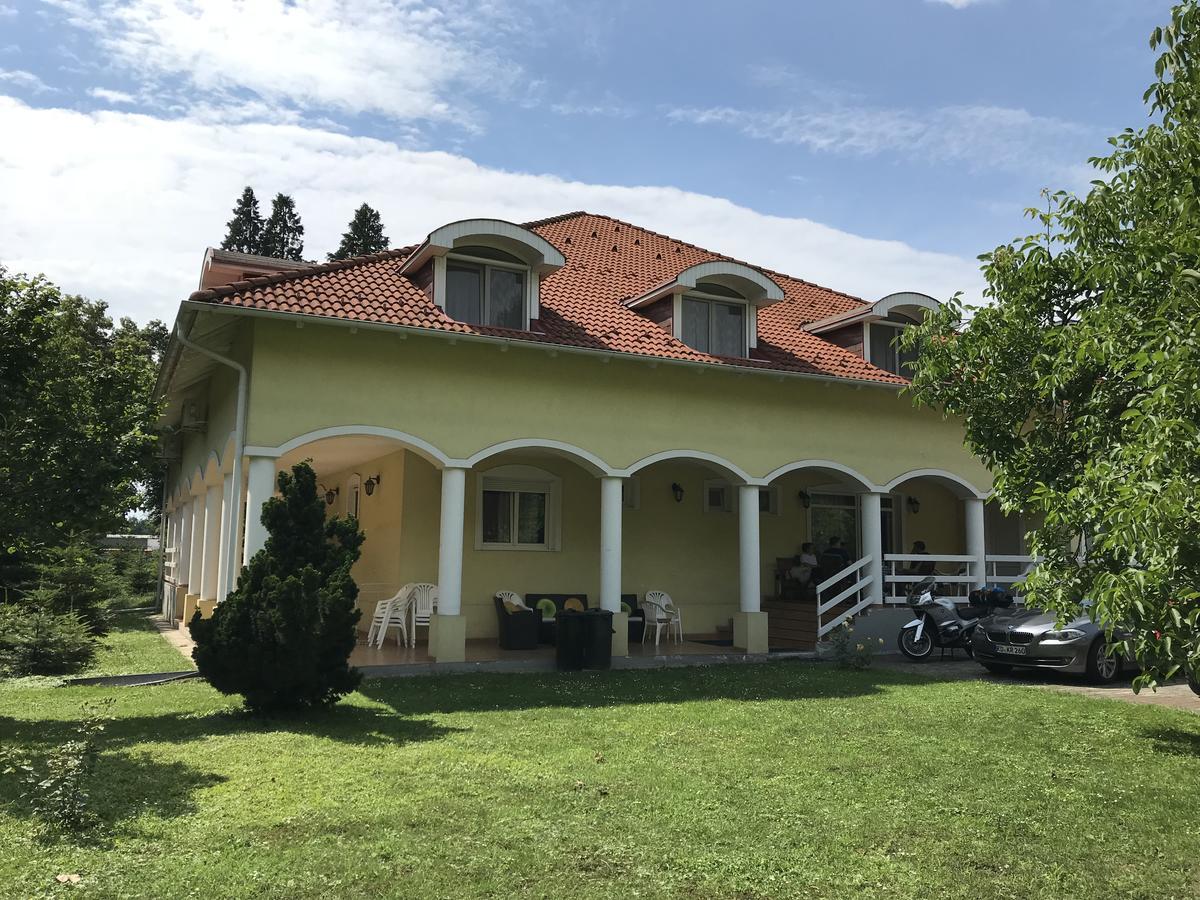 Silvanus Panzio Lenti Exterior photo